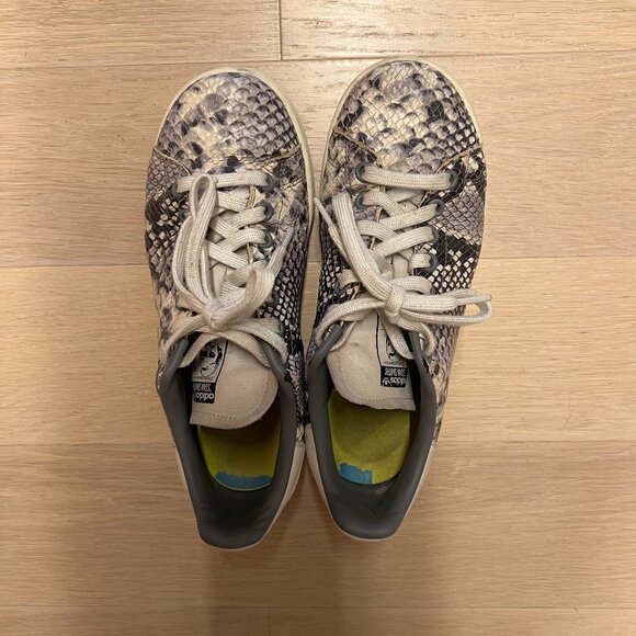 Adidas Stan Smith 'Snakeskin' - M 5.5, W 7 - Crystal White/Grey Four/Core Black - Picture 2 of 7